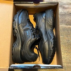 Women’s size 8 sneakers